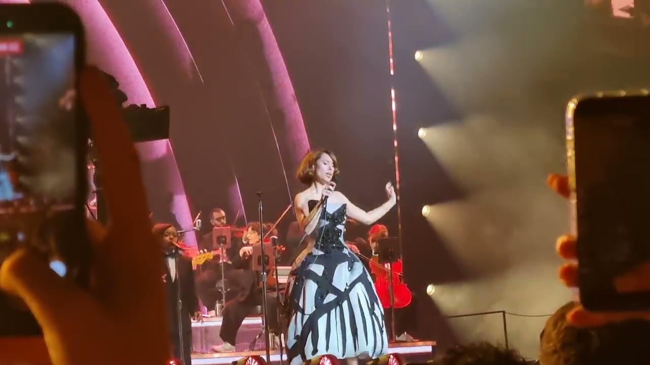 Raye, Oscar Winning Tears, live at The O2 Arena London 27/02/26