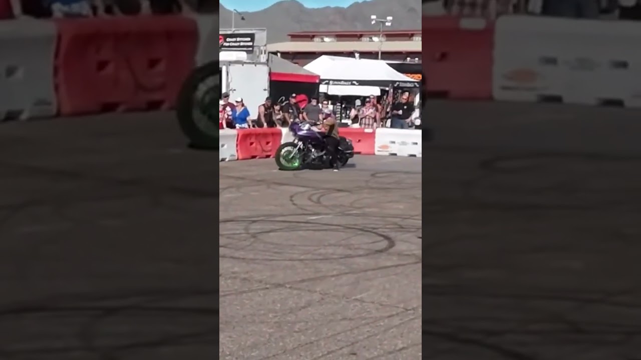 🏜️ Twins Stunt Show at Arizona Bike Week - Mind-Blowing Motorcycle Stunts! 🏍️💥