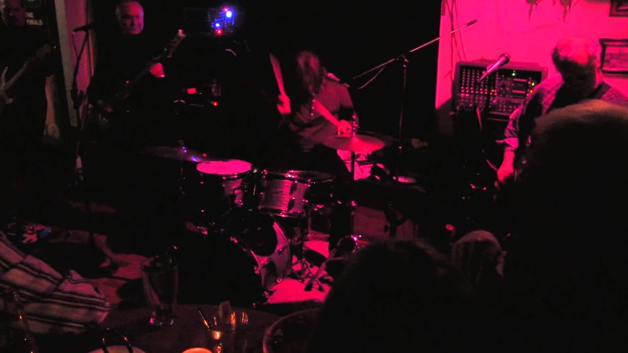 Cowsills Cinnamon Girl 12 JAN 2013