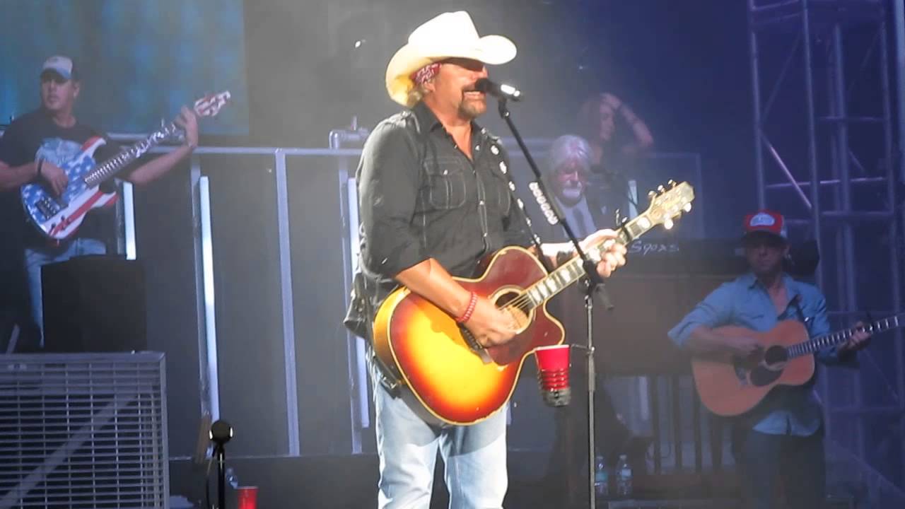 Toby Keith, July 11 2015, God Love Her