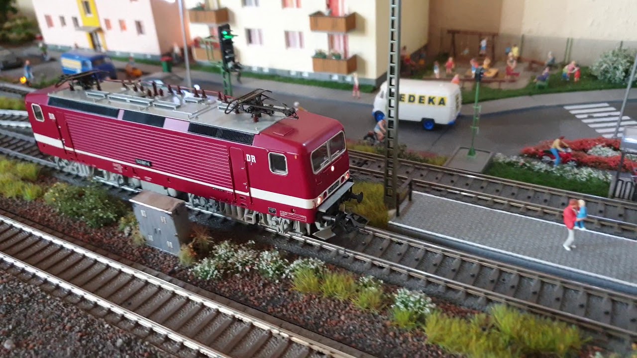 M&auml;rklin H0 3743 Elektrolok BR 243 DR Digital