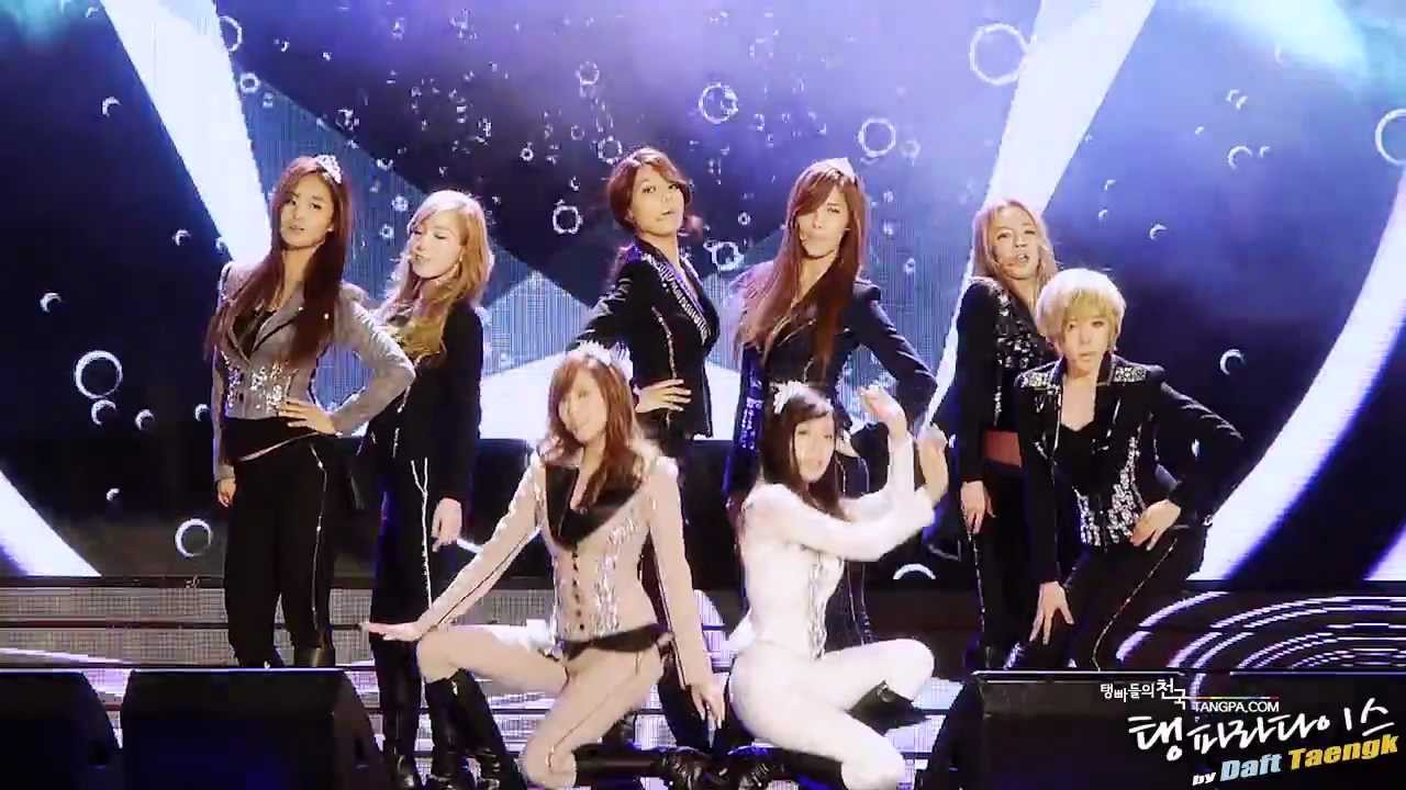 2011/11/21 대중문화예술상 소녀시대 - The Boys 직캠 by DaftTaengk