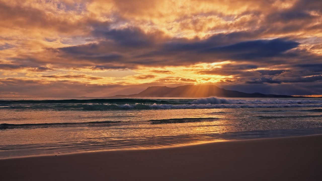 Sunset Rays on the Beach with Rolling Blue Ocean Waves | Relaxing ASMR for Deep Sleep | 3H in 4K