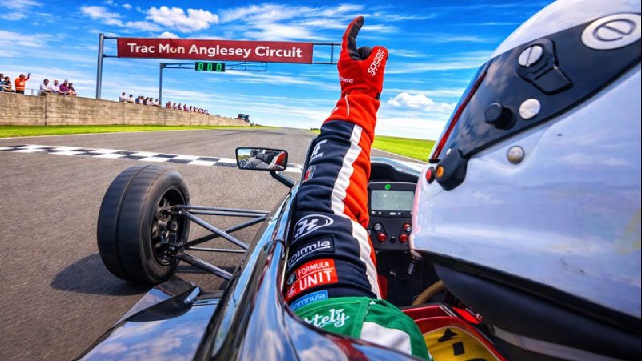 I RACED AT THE MOST SCENIC TRACK IN THE WORLD AND WON