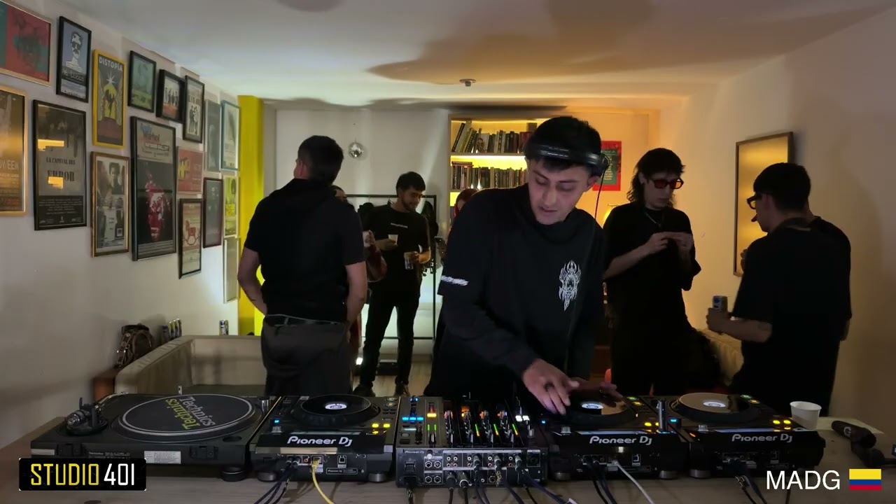 MADG 401 Sessions #89 (HARDEPENDIENTES Showcase)