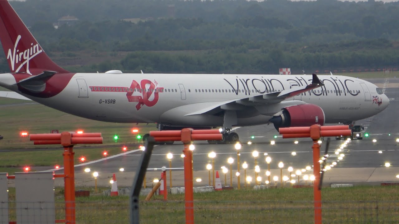 FARNBOROUGH AIRSHOW 2024.  The Big 3 passenger jet departures. A350; 787 and A339. 24/25 July 2024.