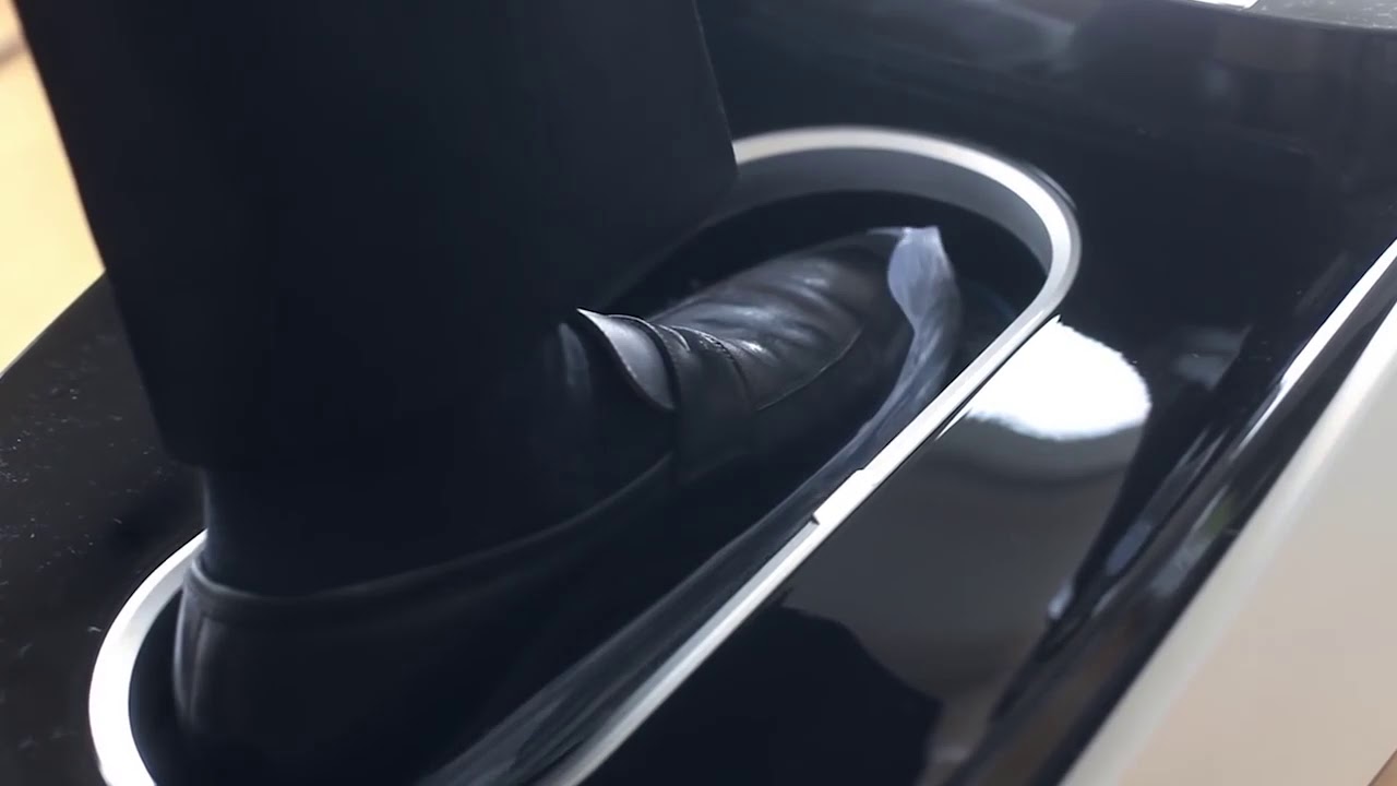How Quen Shoe Cover Dispenser Machine Works