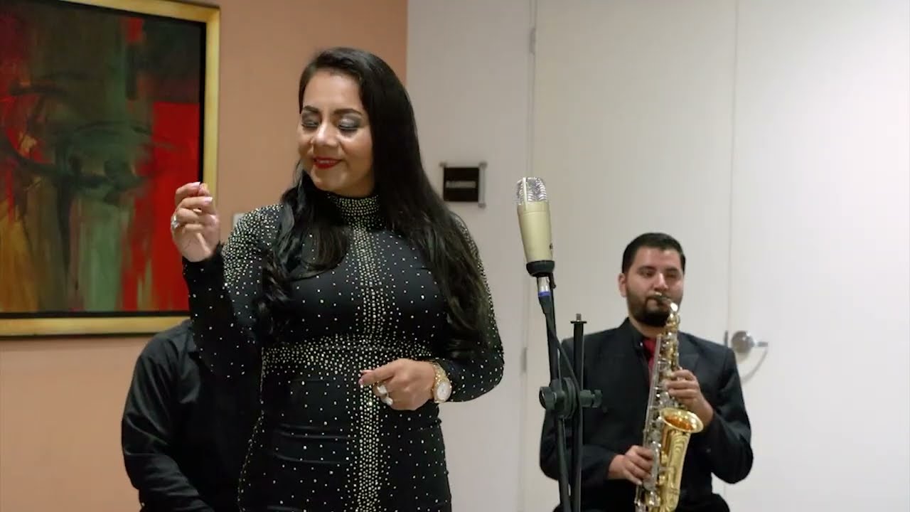 SENDAS DISTINTAS (Pasillo) MARIELA GUEVARA  SESIONES EN VIVO