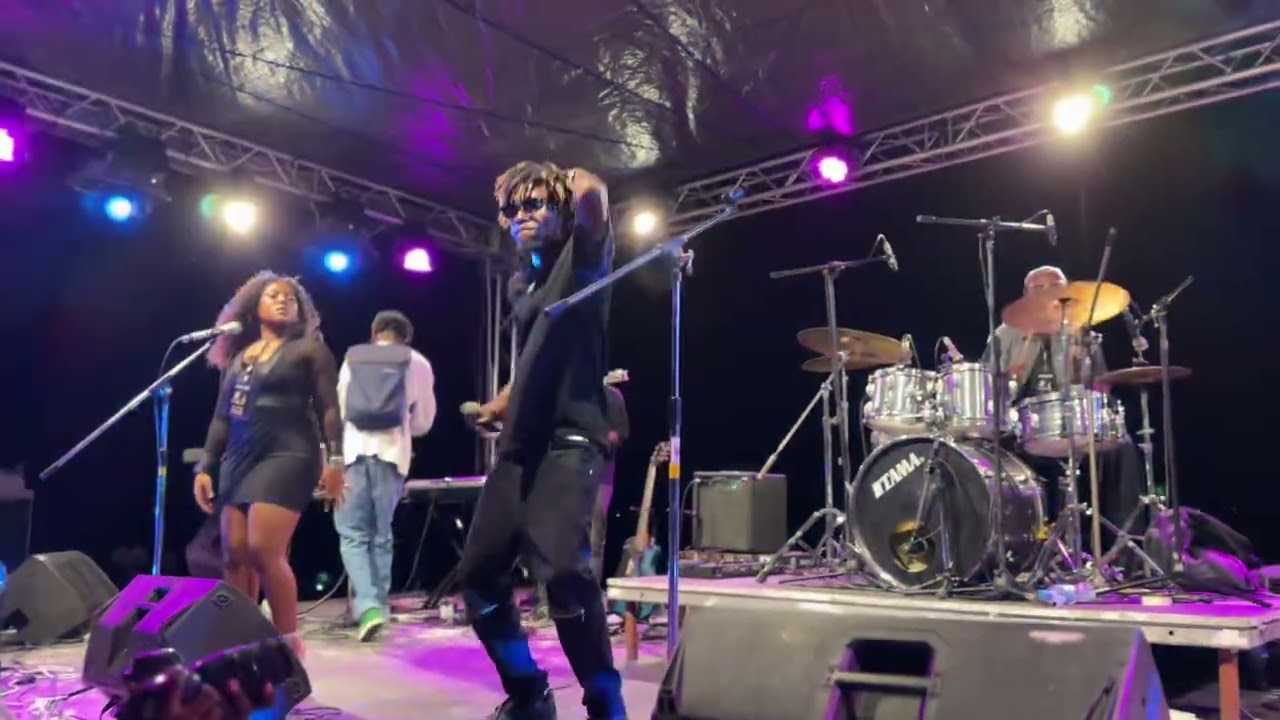 Viongozi 255 - Serious live perfomance (Ongala festival)