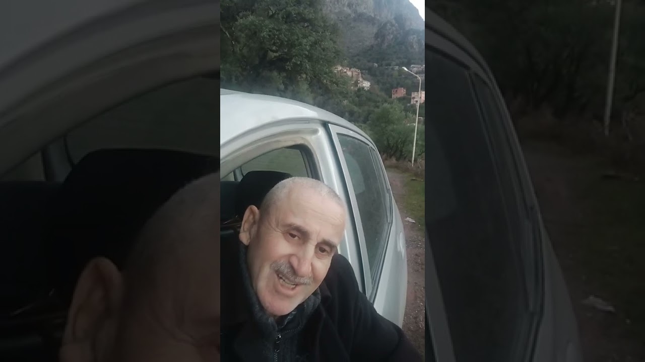 hommage à toute les femmes de la part du grand poète Kabyle Hamma Rabah .