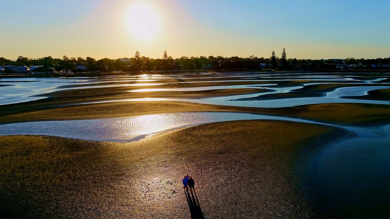 Sndgate Beach, QLD, Australia