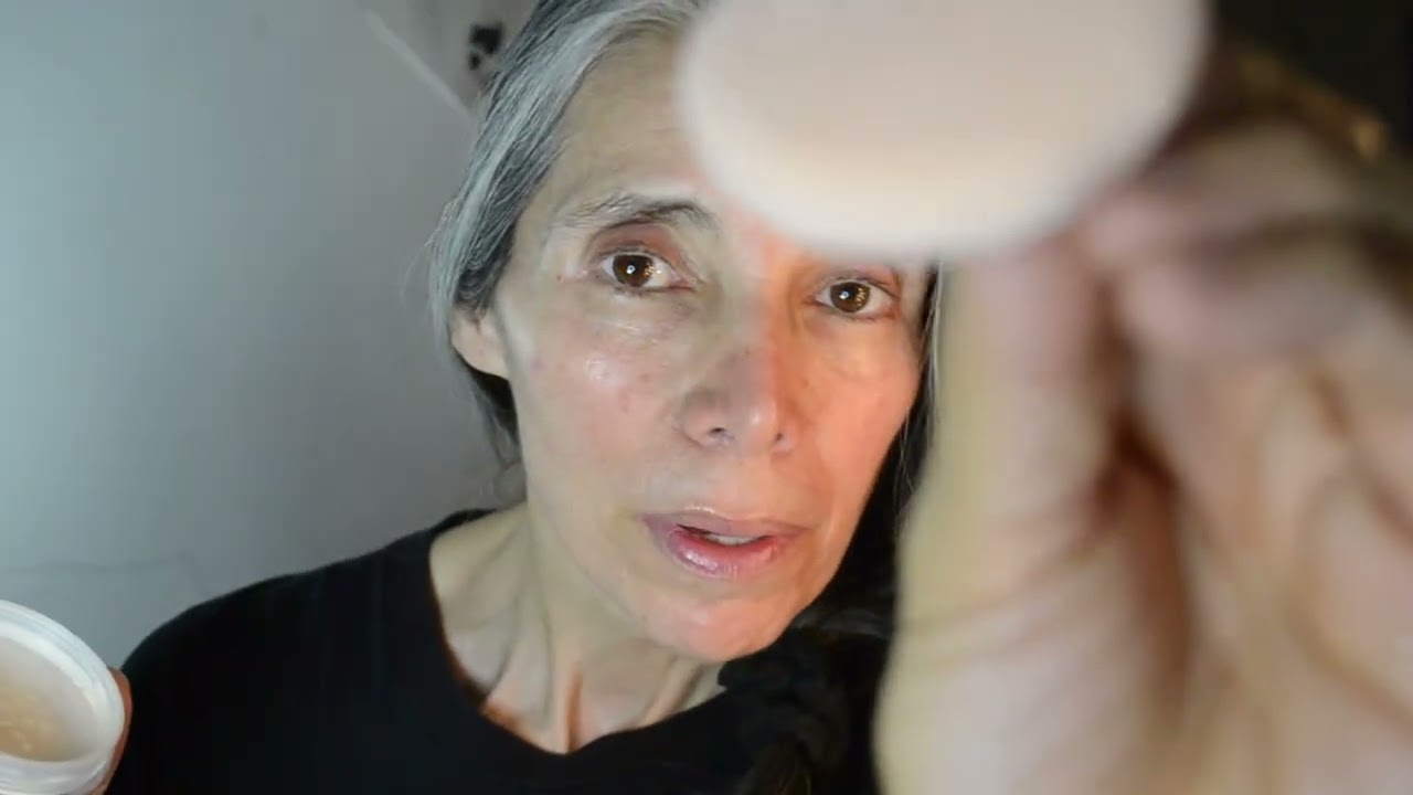 ASMR TE PONGO RIMEL  - MASAJITOS - LABIALES