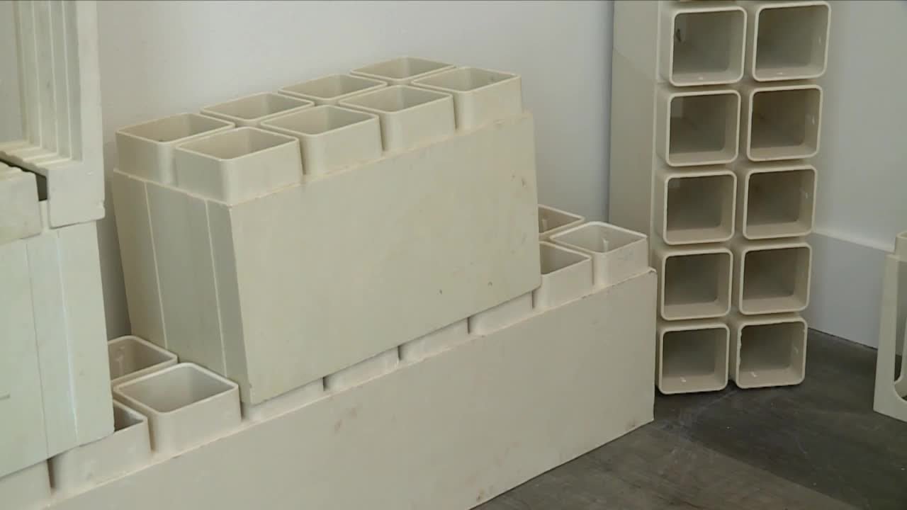 Palm Springs apartments built using Lego-like blocks