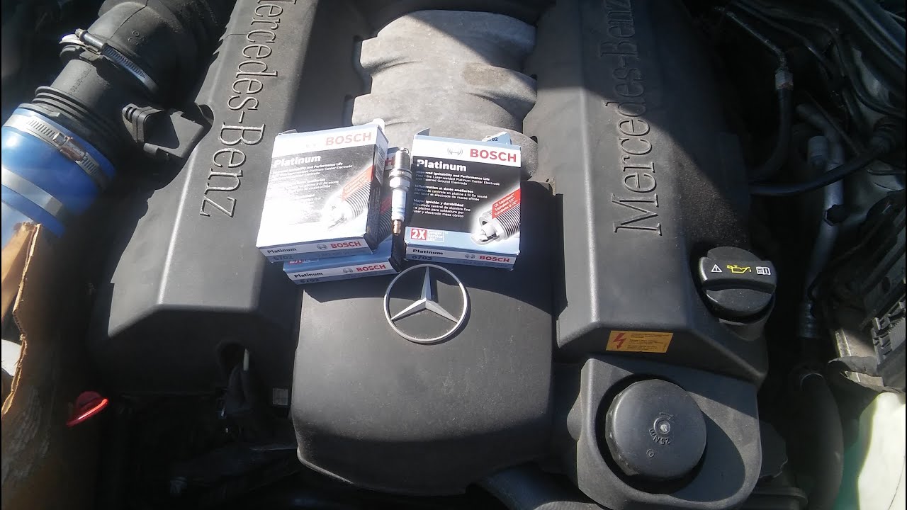 MERCEDES W210 REPLACING 12 SPARK PLUGS/ замена свечей зажигания