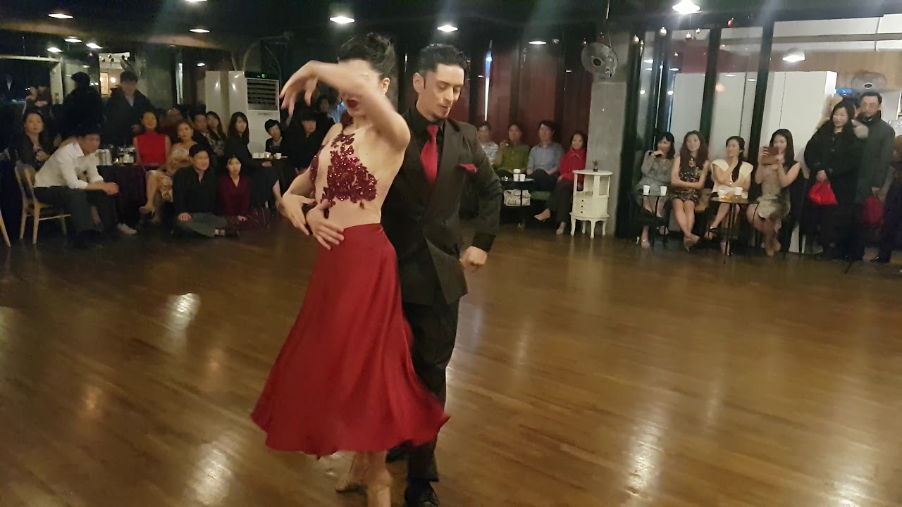 Jimena Calarco y Quique López
Don Juan

2018/12/26 NOBLE MILONGA (Seoul, Korea)