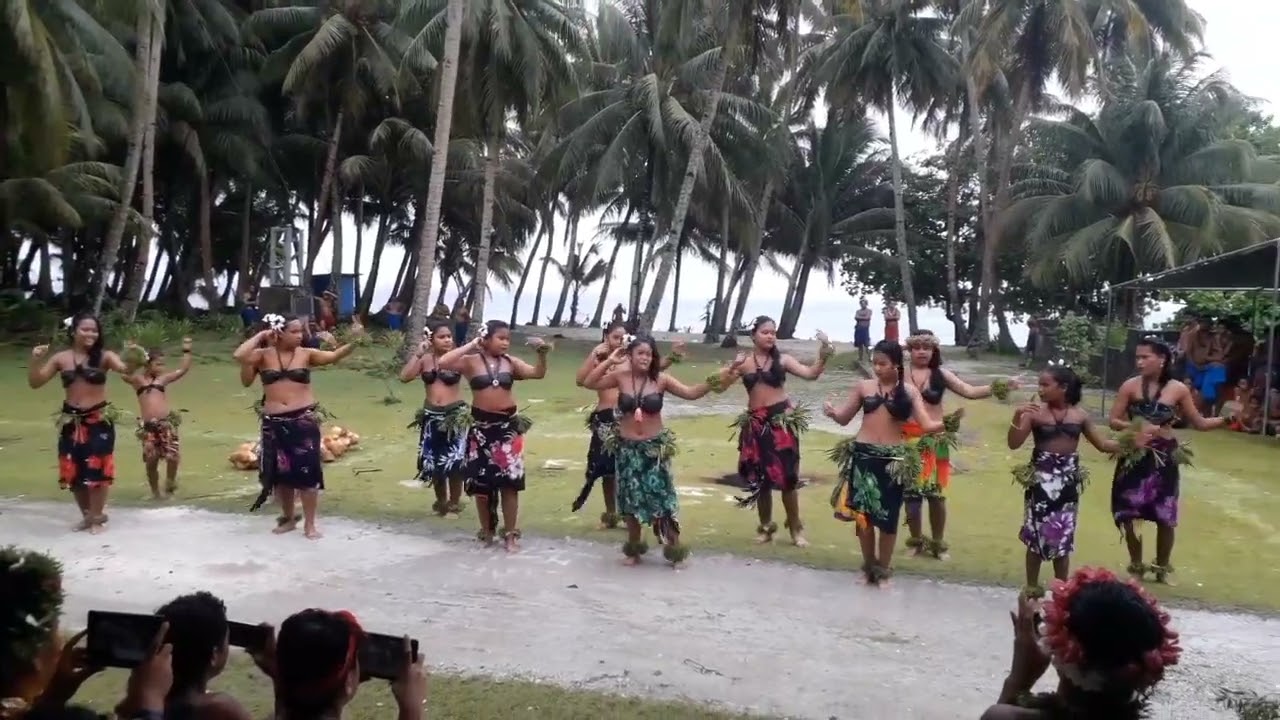 Special Dance given out from Northside girls of Falalop Woleai
