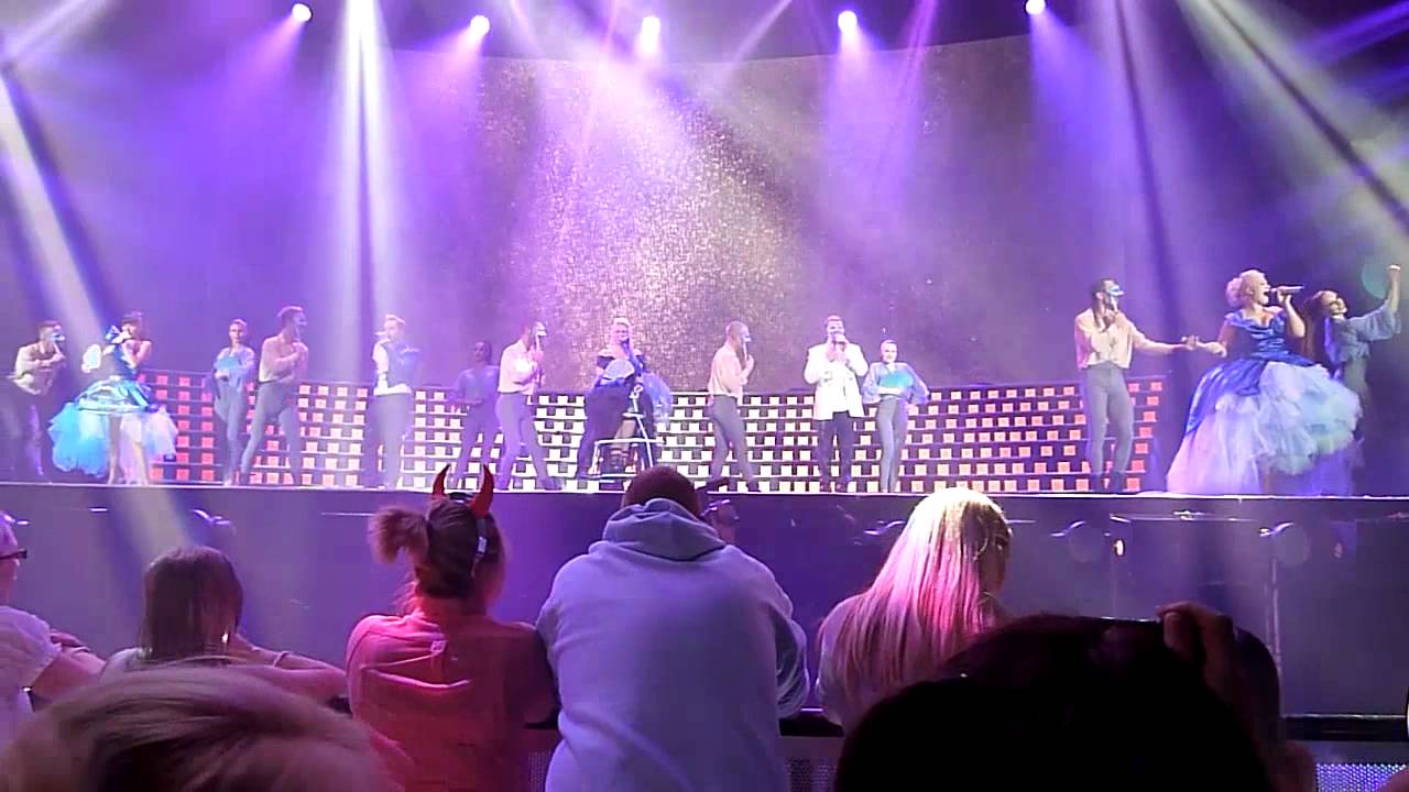 Steps The Ultimate Tour 2012 - Intro/It's The Way You Make Me Feel
