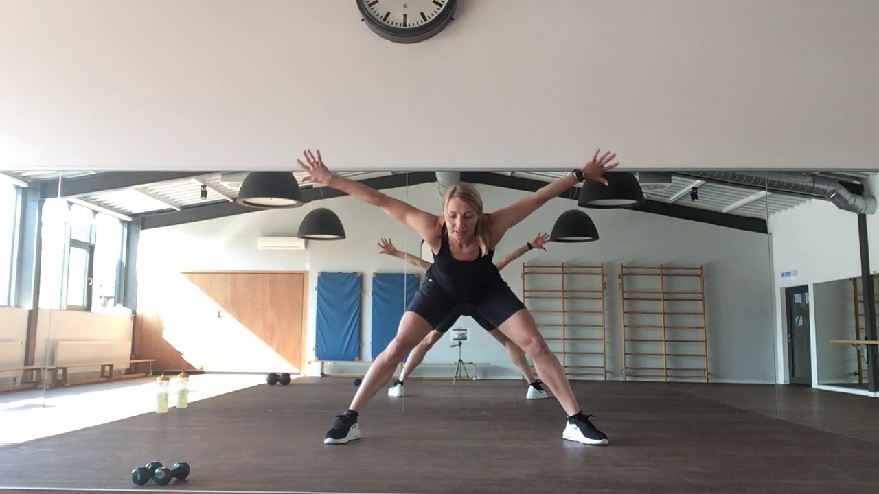 Fitness Stunde mit Gaby