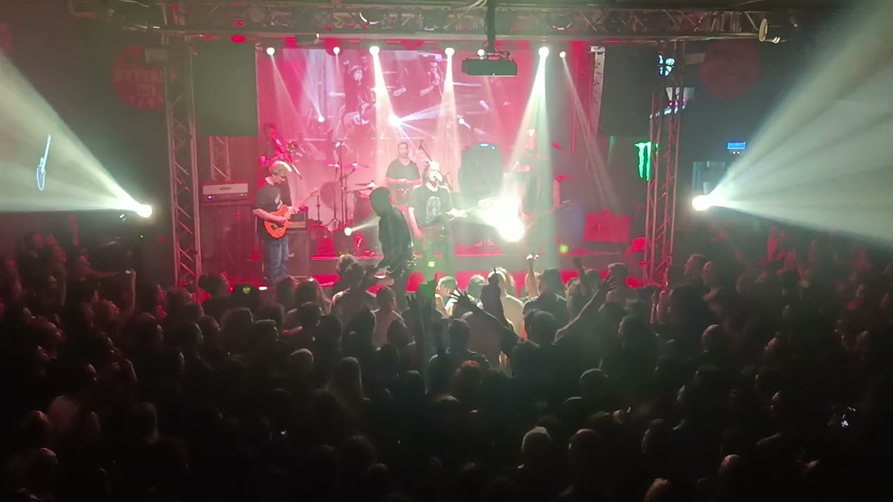 ΜΩΡΑ ΣΤΗ ΦΩΤΙΑ - Ηρωίνη (Live στο κύτταρο, 16/02/2024)