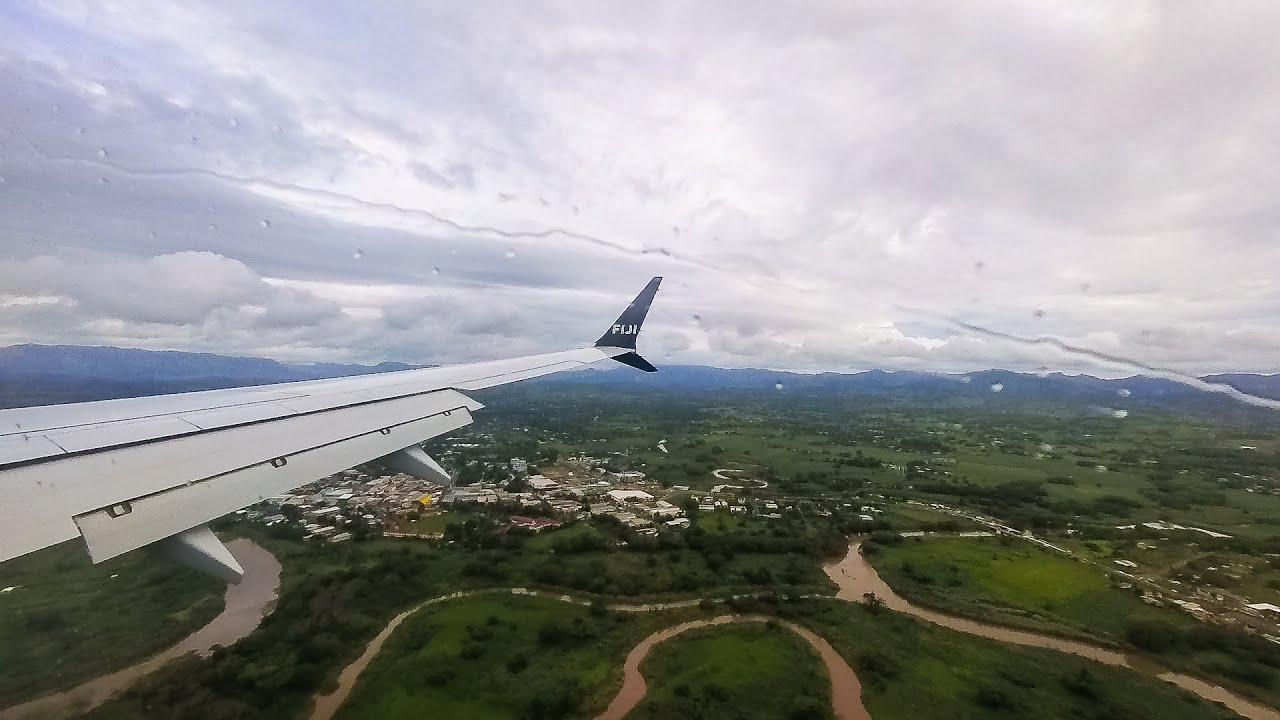 Fiji Airways 737 MAX 8 Rainy Arrival and Landing into Nadi Airport aboard DQ-FAD