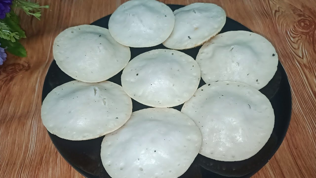 যারা বার বার চেষ্টা করেও চিতই পিঠা বানাতে ব্যর্থ হচ্ছে তাদের জন্য নতুন নিয়মে চিতই পিঠার রেসিপি।।
