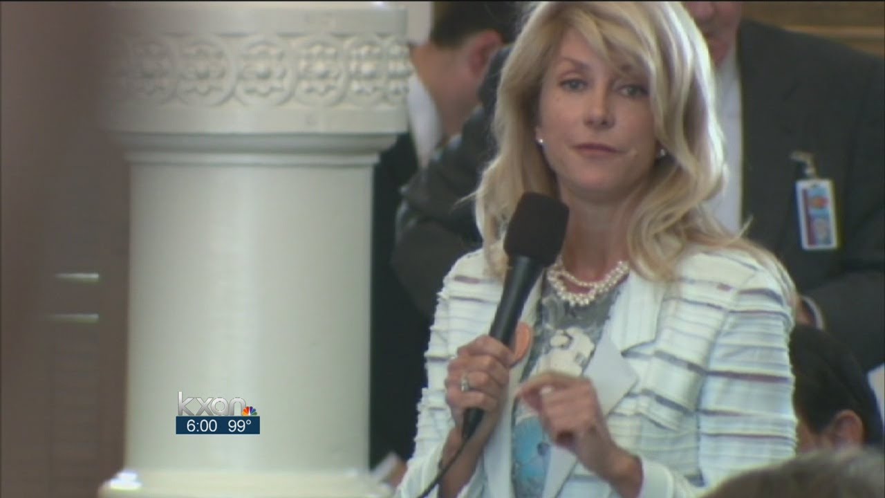 Sen. Wendy Davis more than 7 hours into filibuster