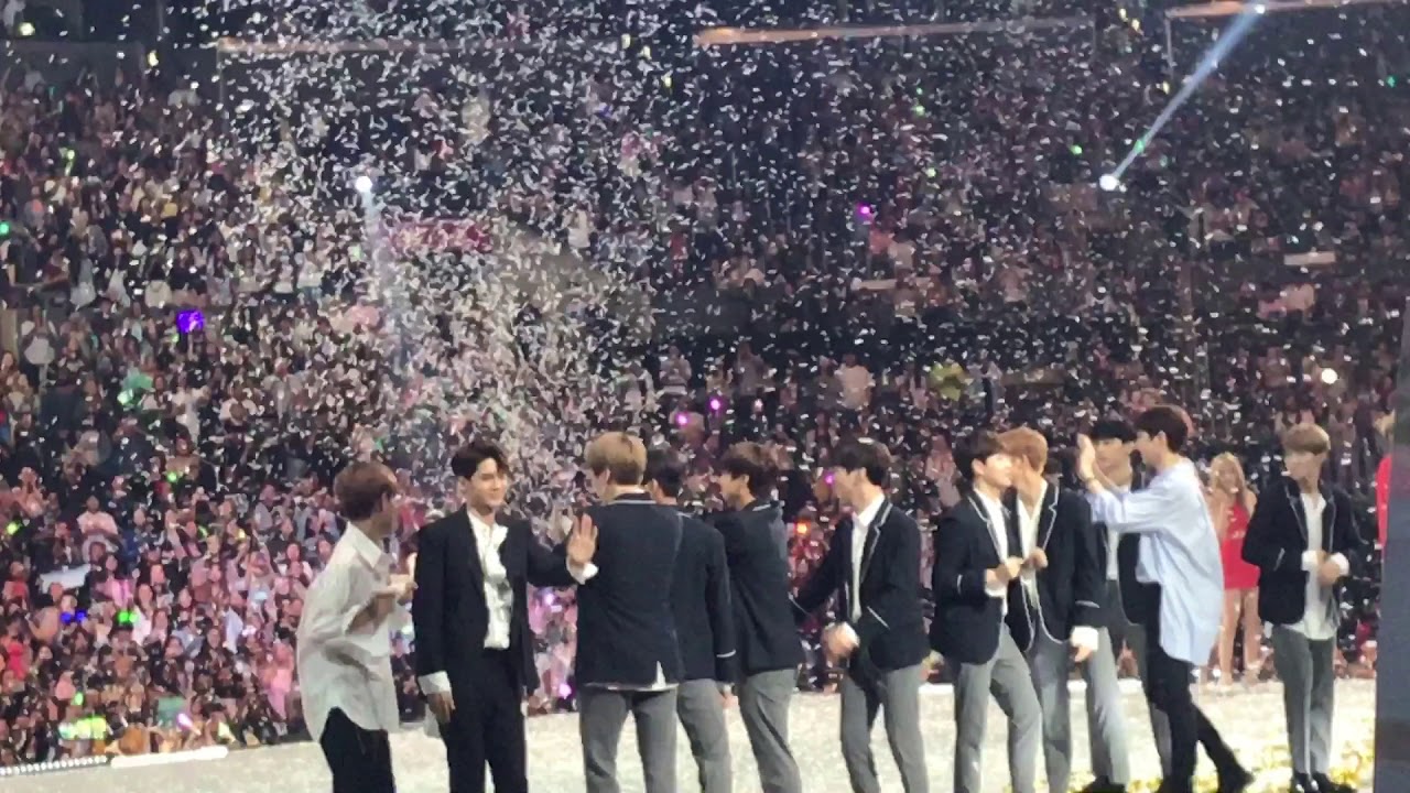 170820 KCON 2017 LA - ENDING STAGE DAY2 (GOT7, NCT127, WANNA ONE, HEIZE, OH MY GIRL, ASTRO, KARD,..)