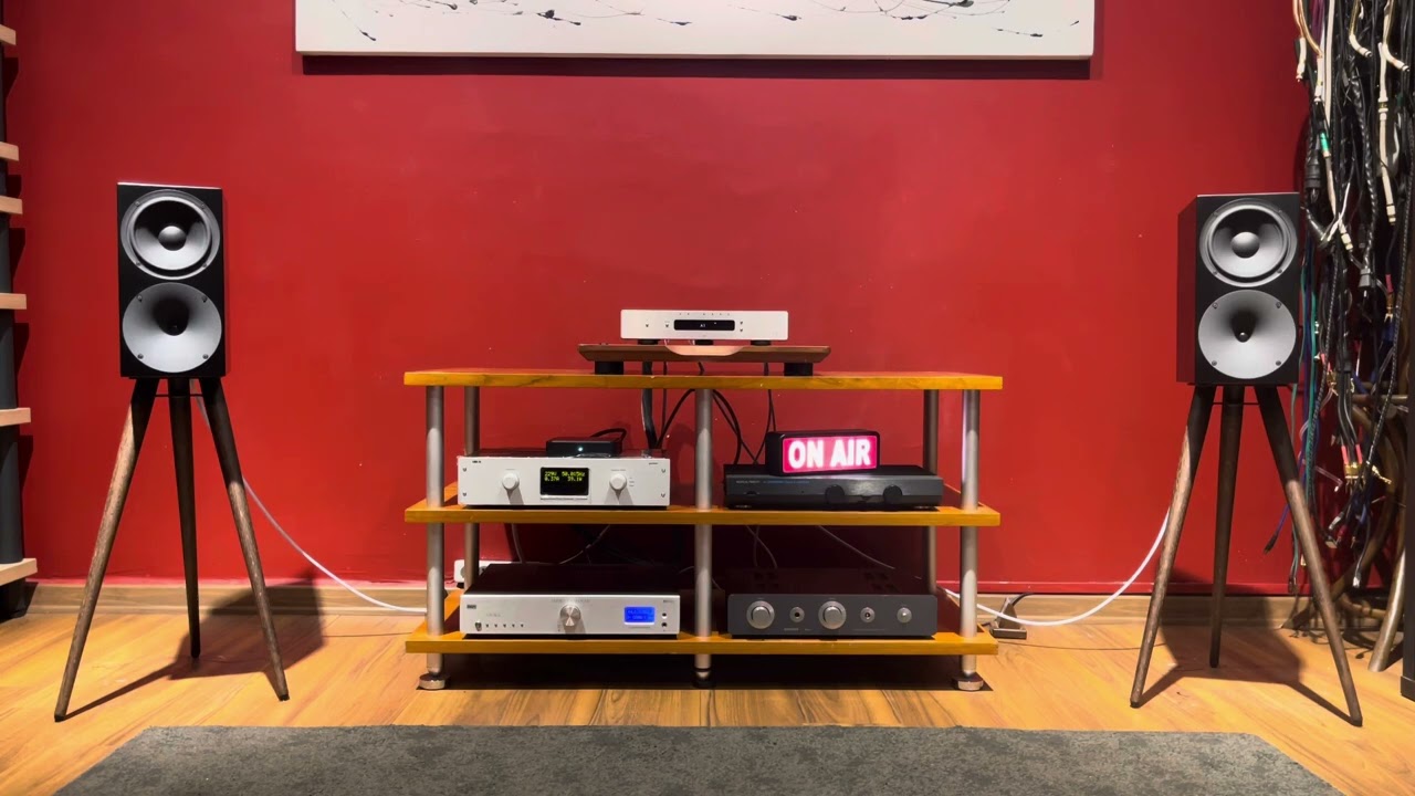 Buchardt Audio P300 - Primare I15 PRISMA MK2