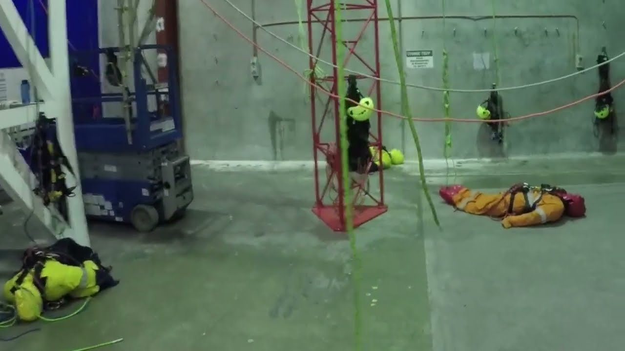IRATA L2: Retrievable rigging over a beam