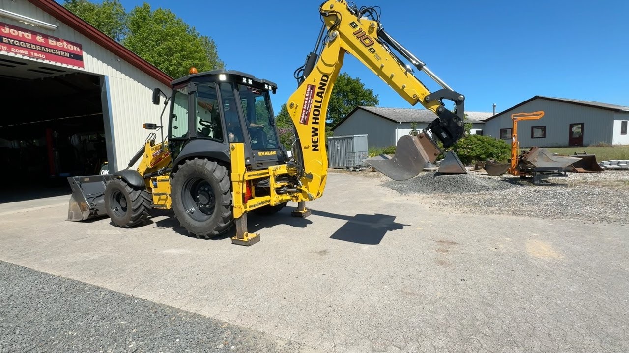 Køb Rendegraver New Holland B110D TC på Klaravik