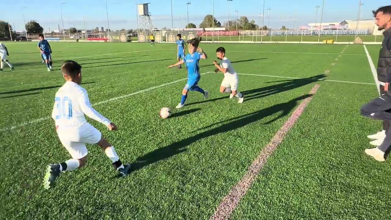 Lions FC - Academia Hagi R1, 4-0 (grupe 2013 Cupa Juniorul)