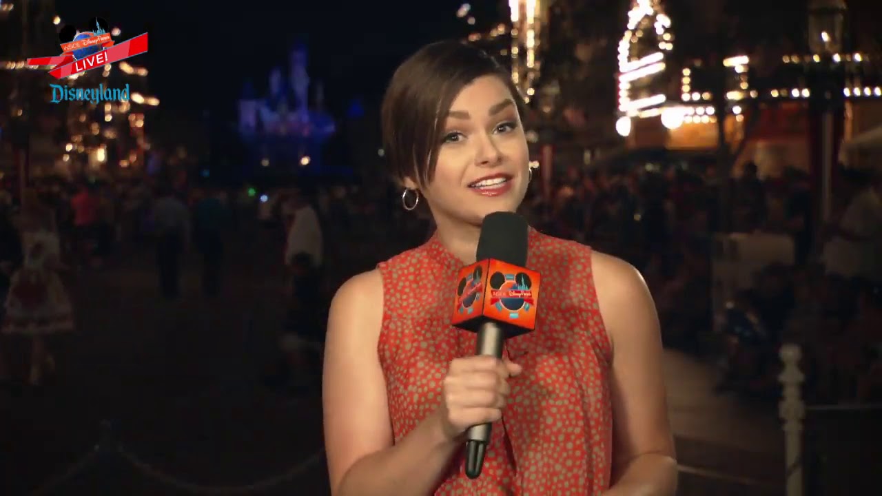 #DisneyParksLIVE - Main Street Electrical Parade
