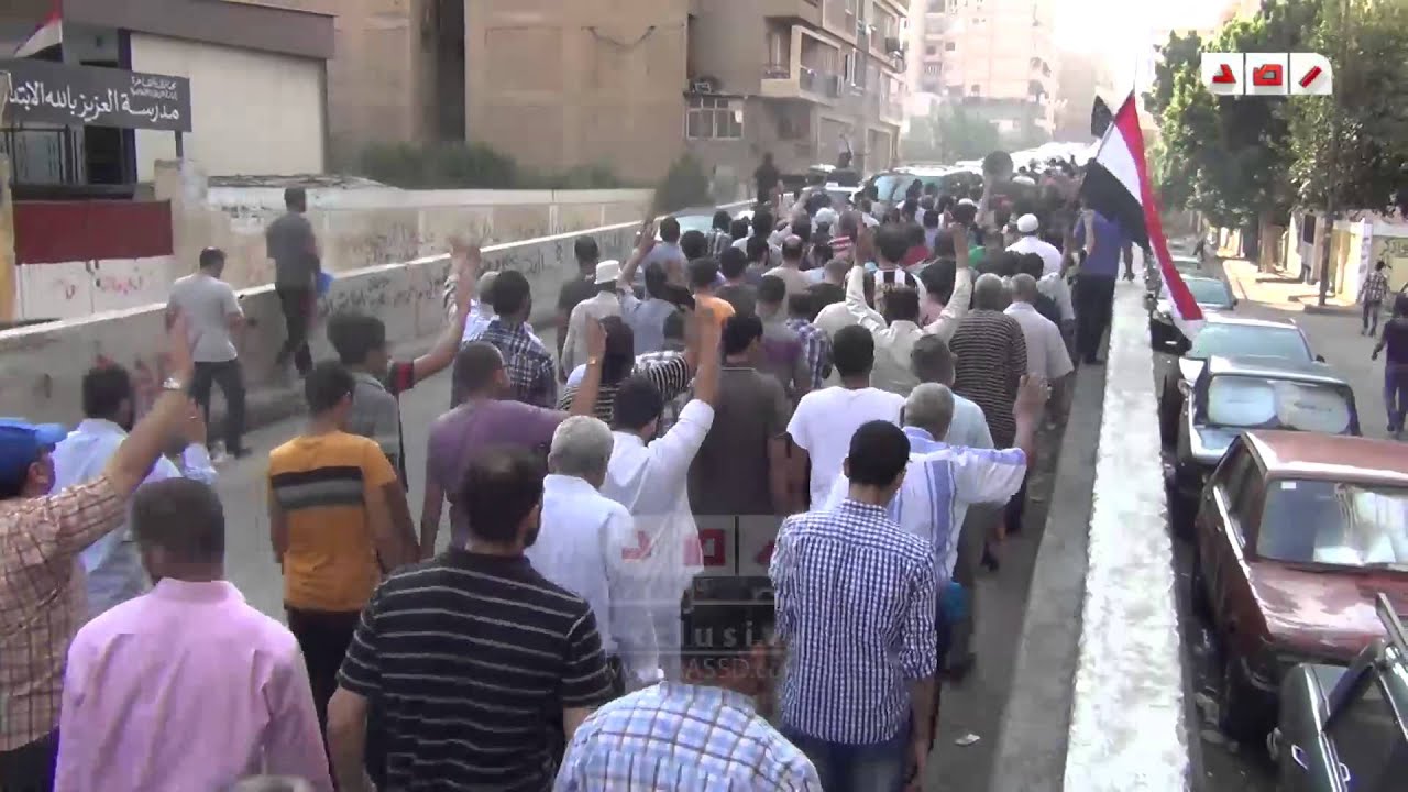 رصد | مسيرة مسجد العزيز بالله بحدائق الزيتون لرفض الانقلاب