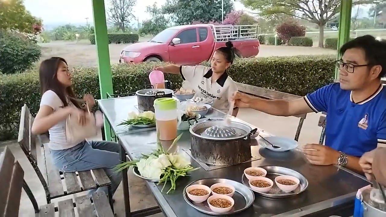 เกิดอะไรขึ้นพ่อการน์ตามถึงร้าน