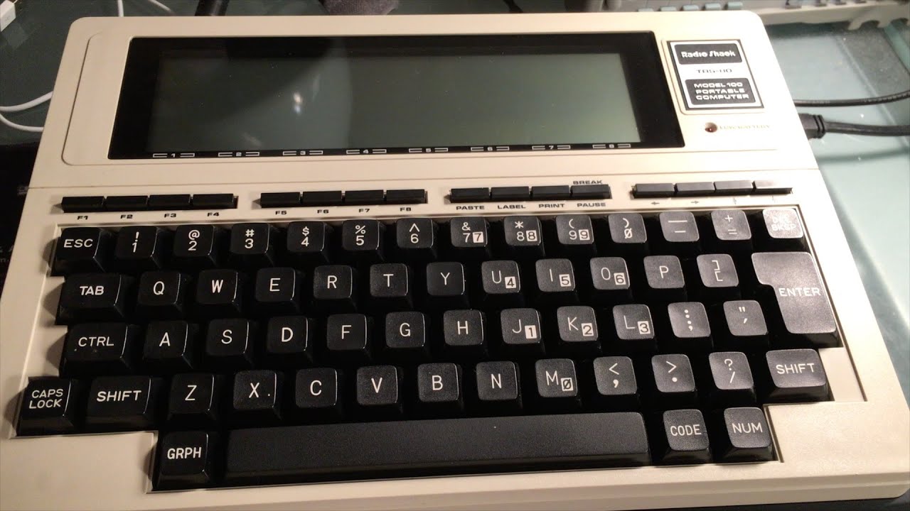 Functional TRS-80 Model 100