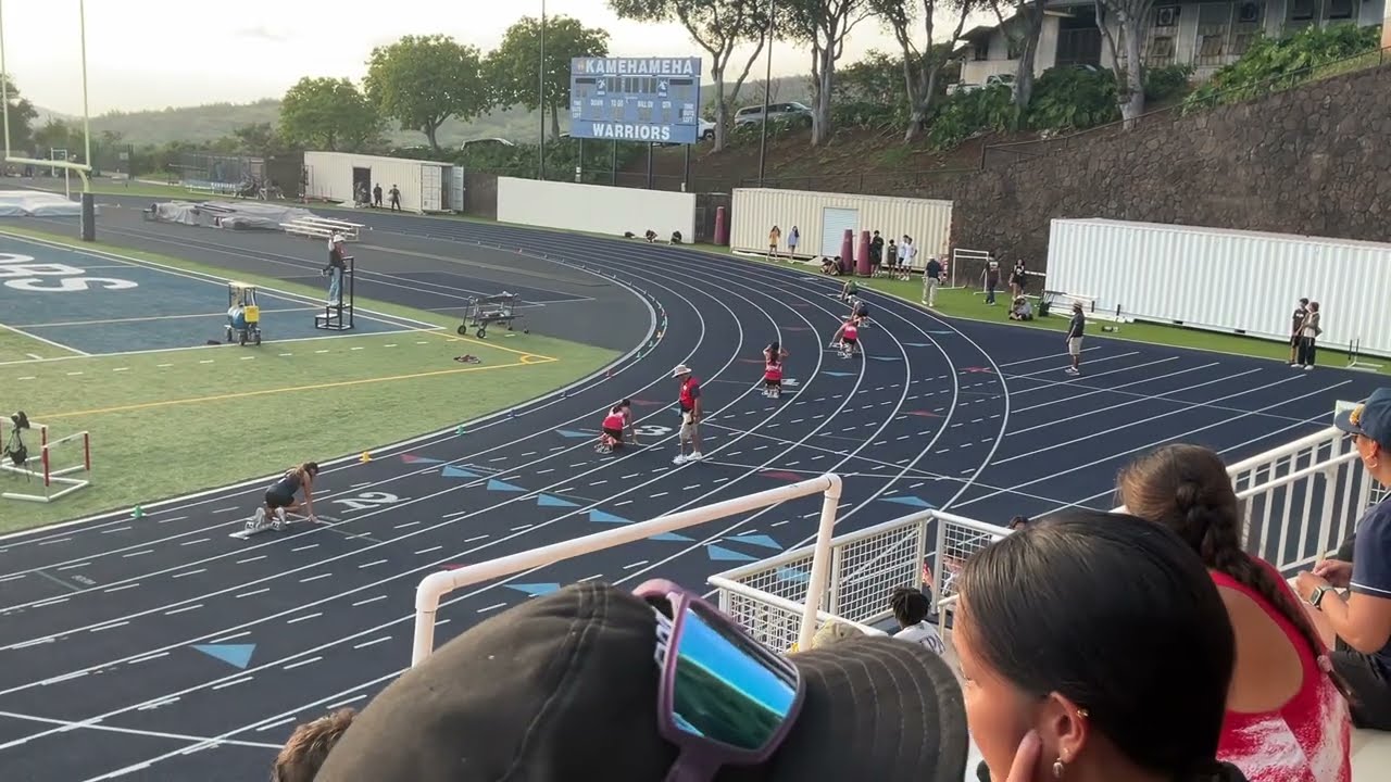 4/25/25 - Iolani ILH JV Champs Finals &ndash; 400 M - Robyn, Olivia, Brooke