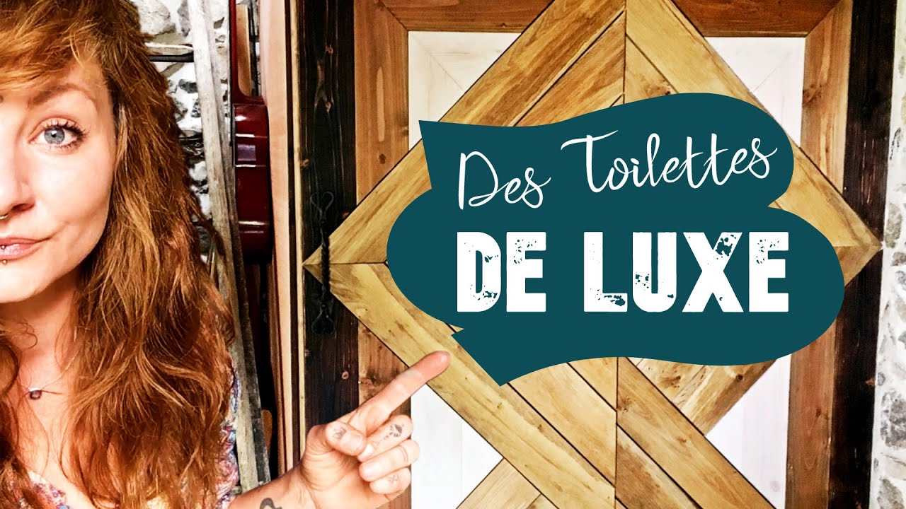 Toilettes Sèches, Ossature Bois et Porte Coulissante