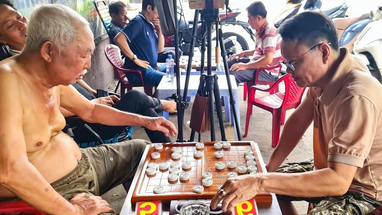 Anh Cẩm Ba Miền tái xuất kiếm Chú Việt xích lô phục thù | khà khịa ác liệt !