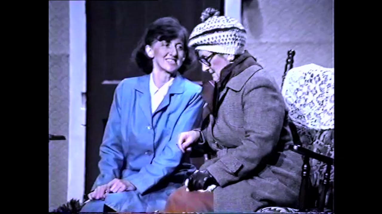 Cockhill Drama- Moll -Clip