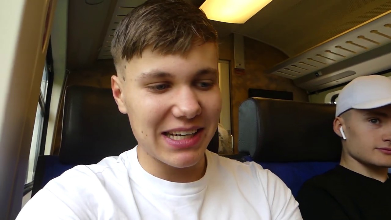 ONDERWEG NAAR TRAININGSKAMP IN ITALIË! BROEZN VLOG #14 DEEL 1