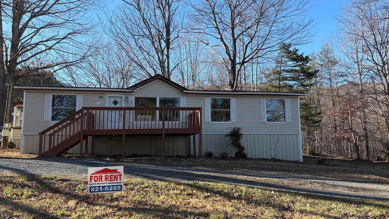 1046 Hill Rd, Bedford, VA 