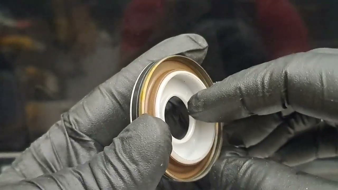 2012-2017 equinox 2.4 engine oil leak diagnosis and crankshaft seal repair.