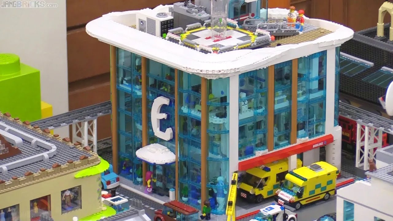 🔄 LEGO custom Hospital full detailed tour! 🏥 🚑 from Sep 08, 2016