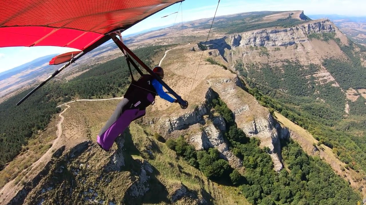 [4K] Vuelo en Orduña, sobre la Virgen del monte Txarlazo
