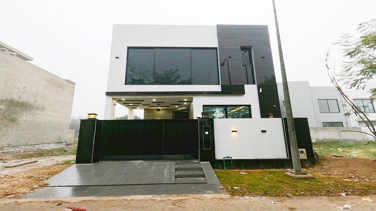 5 MARLA HOUSE FOR SALE IN DHA 9 TOWN LAHORE