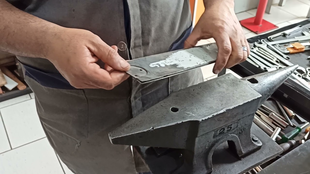 Como Trocar a Ponteira do Sabre Stihl