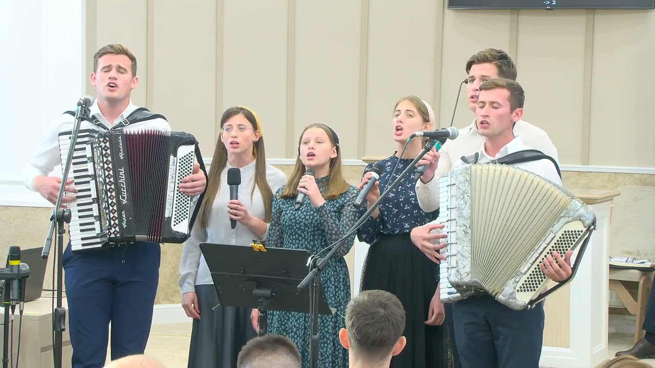 Sunt străin pe lume sunt un calator. Fratii Turanschi