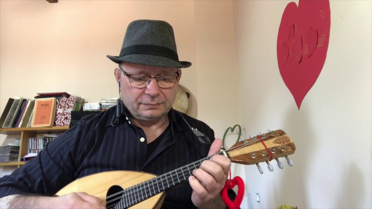 Caruso-Mandolino napoletano-una canzone per  ogni occasione