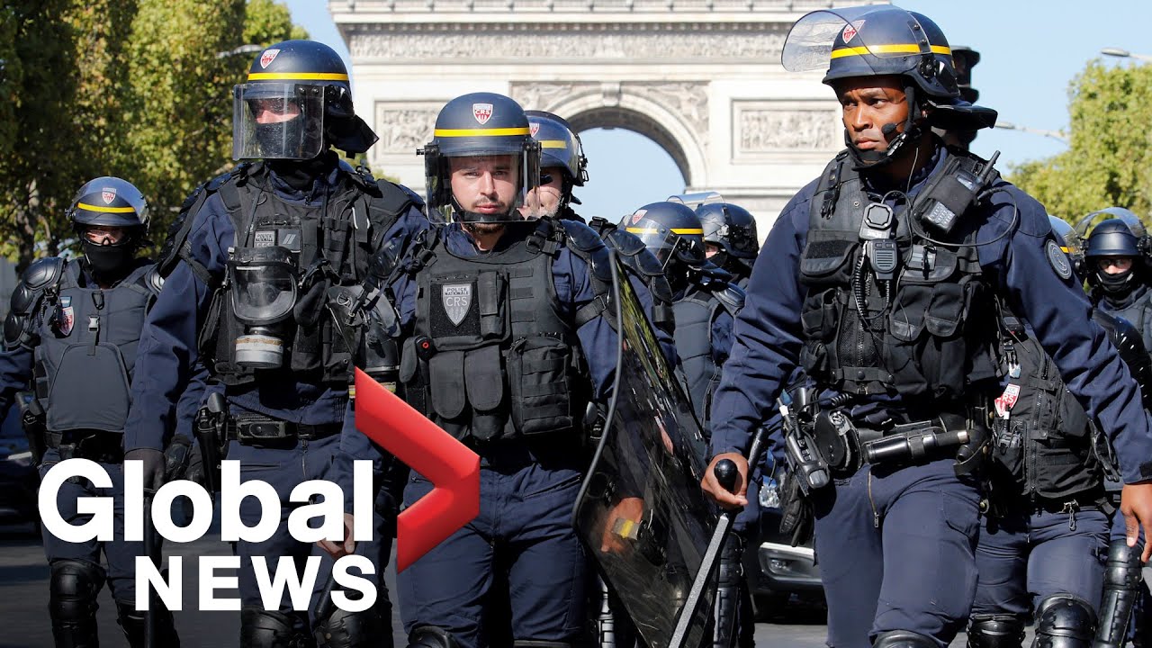 French police arrest protesters as 'yellow vests' attempt to revive movement in Paris