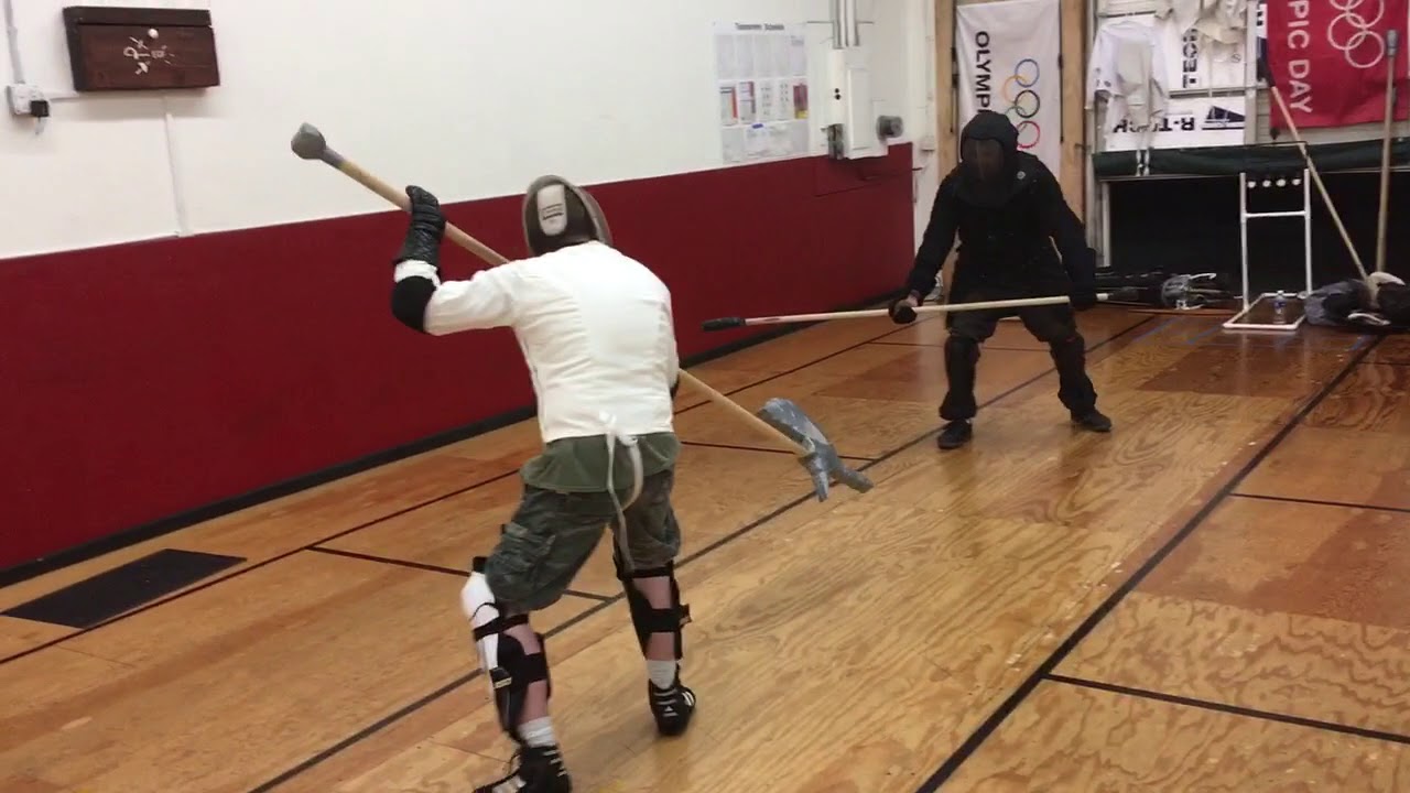 Halberd vs spear